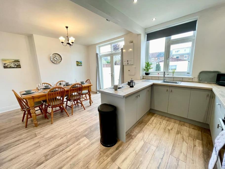 Portsmouth 3 Bedroom Getaway, Sleeps 6 Εξωτερικό φωτογραφία