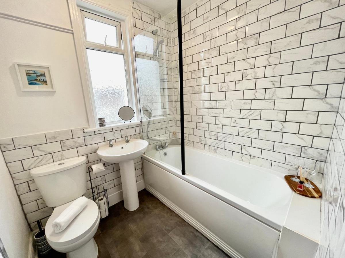 Portsmouth 3 Bedroom Getaway, Sleeps 6 Εξωτερικό φωτογραφία