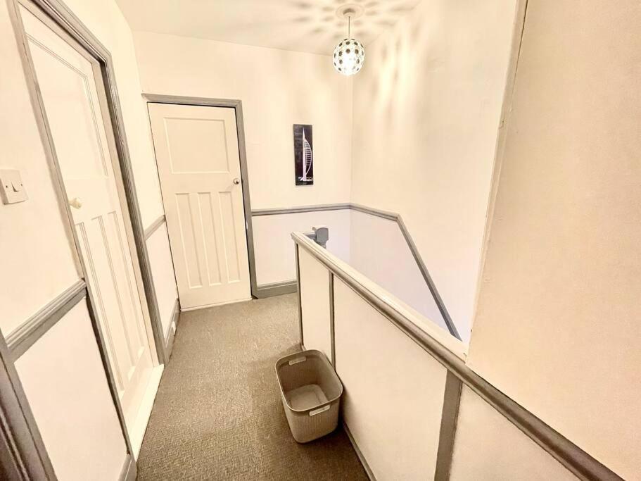 Portsmouth 3 Bedroom Getaway, Sleeps 6 Εξωτερικό φωτογραφία