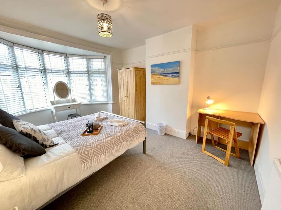 Portsmouth 3 Bedroom Getaway, Sleeps 6 Εξωτερικό φωτογραφία